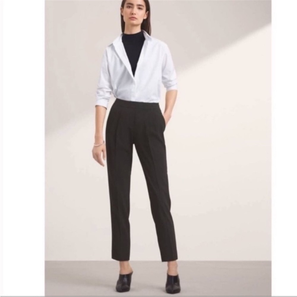 Aritzia Babaton Cohen pleated Pant black straight leg elastic waist 10